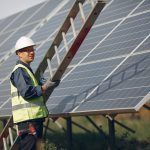 Panouri fotovoltaice montate în Urziceni.